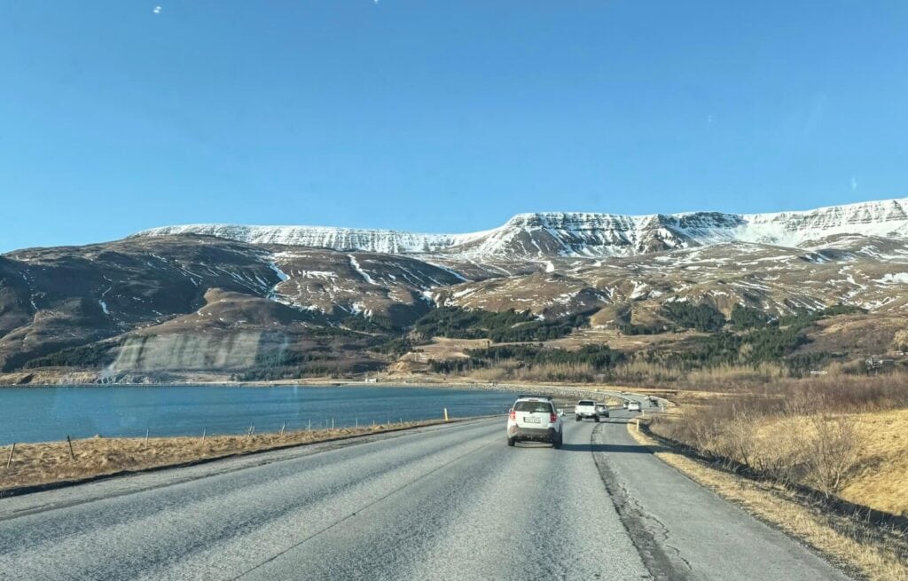 The beautiful mountain drives in Iceland