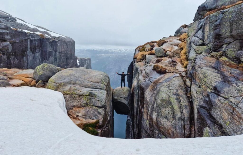 Andrew on top of the Kjerabolten hike